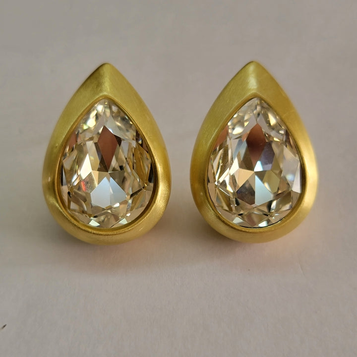 DOE DIAMOND STUDS