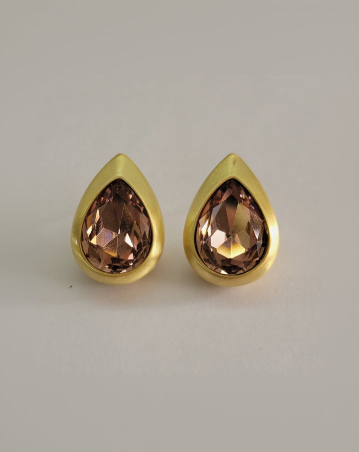 DOE DIAMOND STUDS