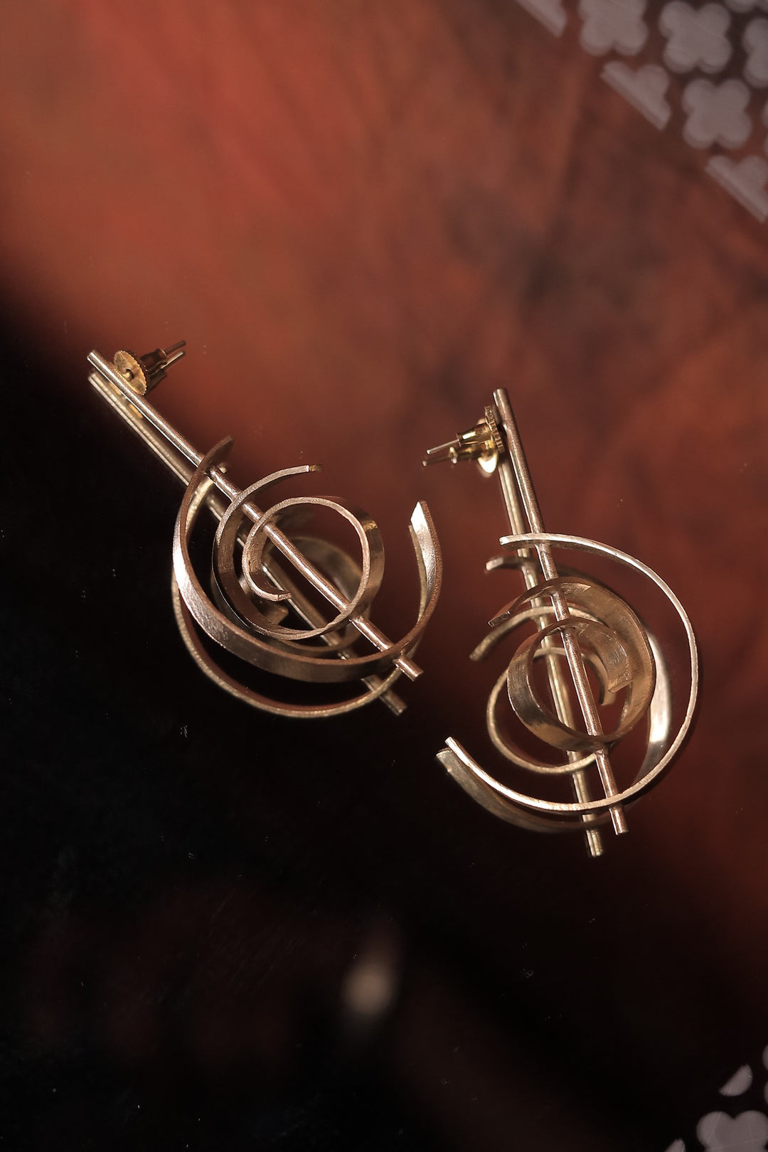 GLOBE EARRINGS