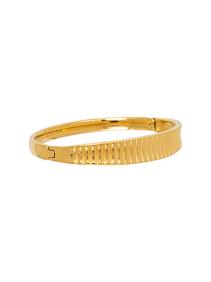 RIBBED CONCAVE CUFF