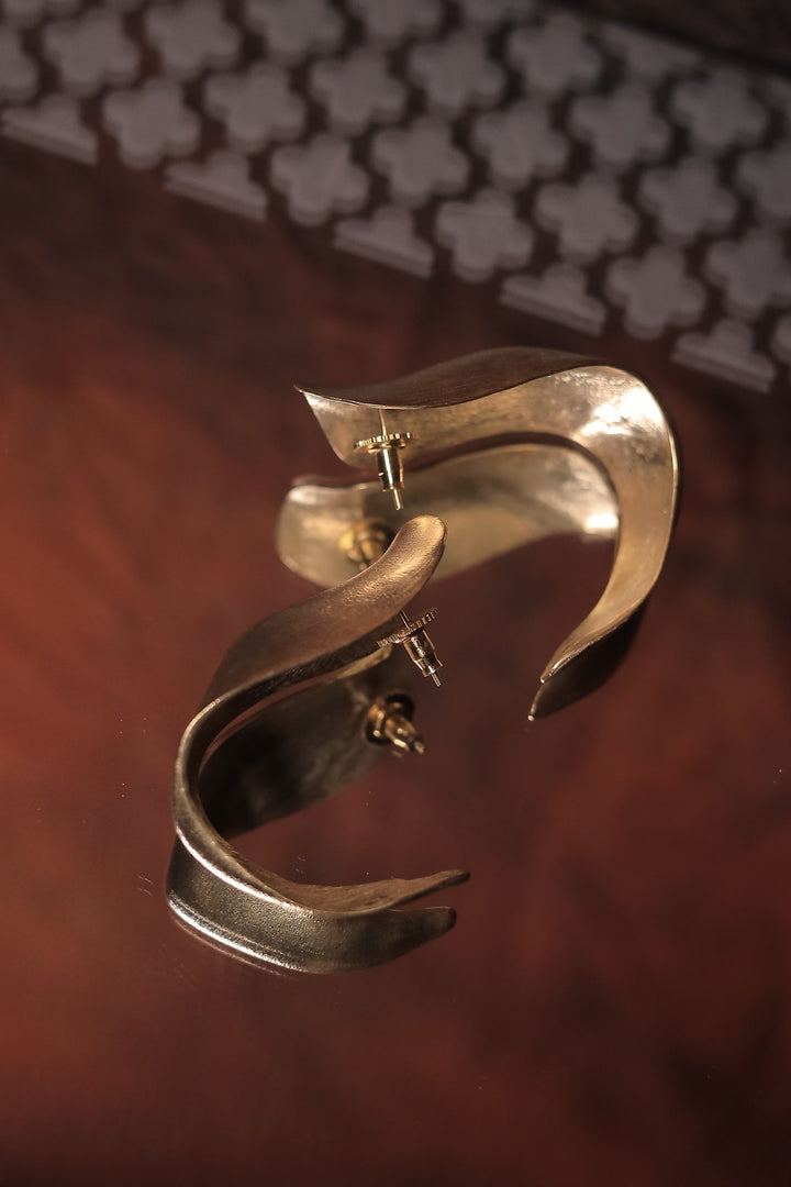 VENUS HOOPS